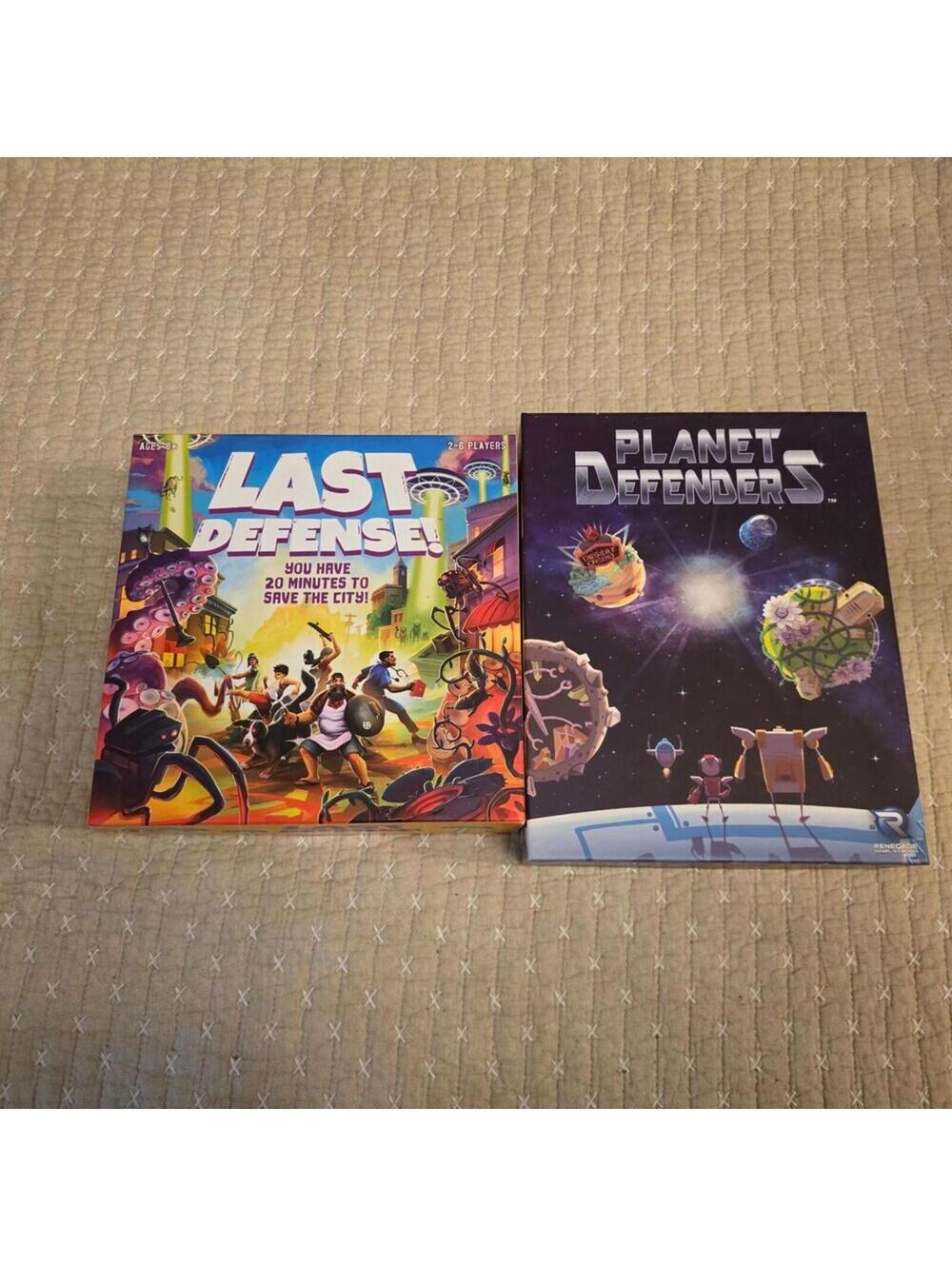 Last Defense! (Funko) + Planet Defenders (Renegade Games)
